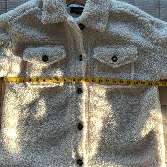 Coffee Shop New York cozy sherpa shacket - Picture 8 of 9